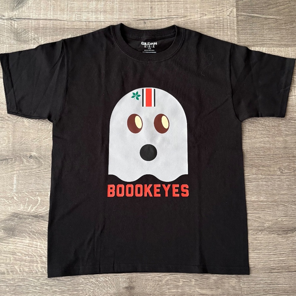 ⭕️🏈🏟  Ohio osu halloween ghost  t- shirt